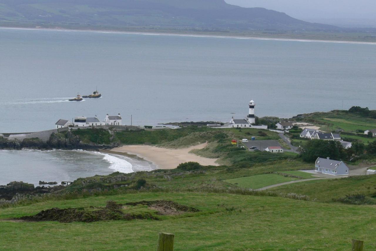 Foyle View Cabin Hotel Greencastle  Exterior foto